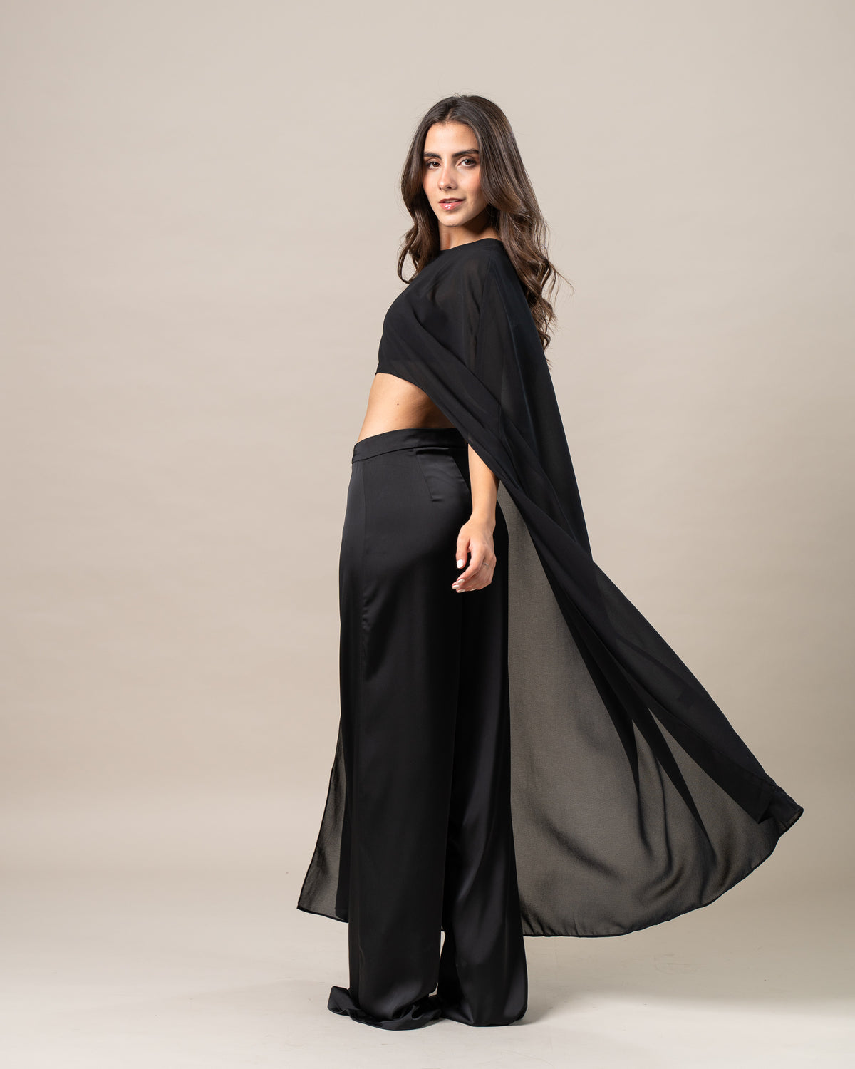 BLACK CAPE SET