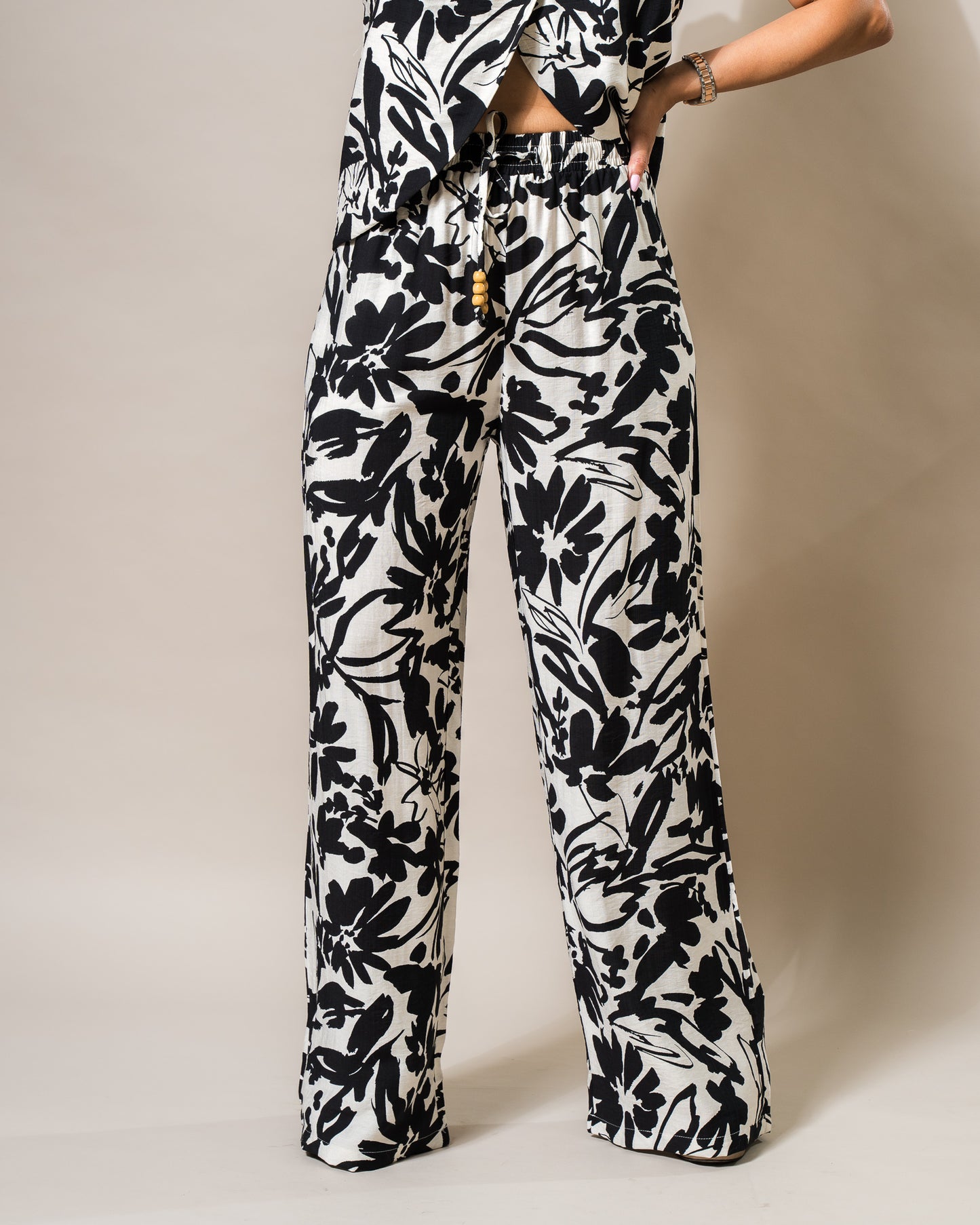 CONJUNTO DE PANTALÓN FLORES