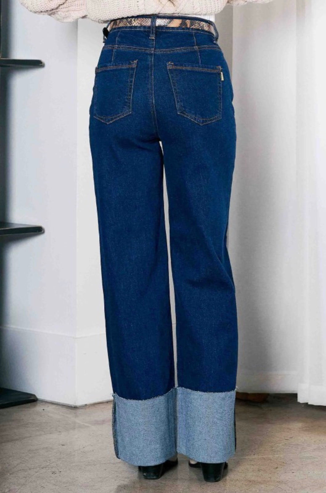 VIBRANT WIDE LEG JEANS CON DOBLADILLO