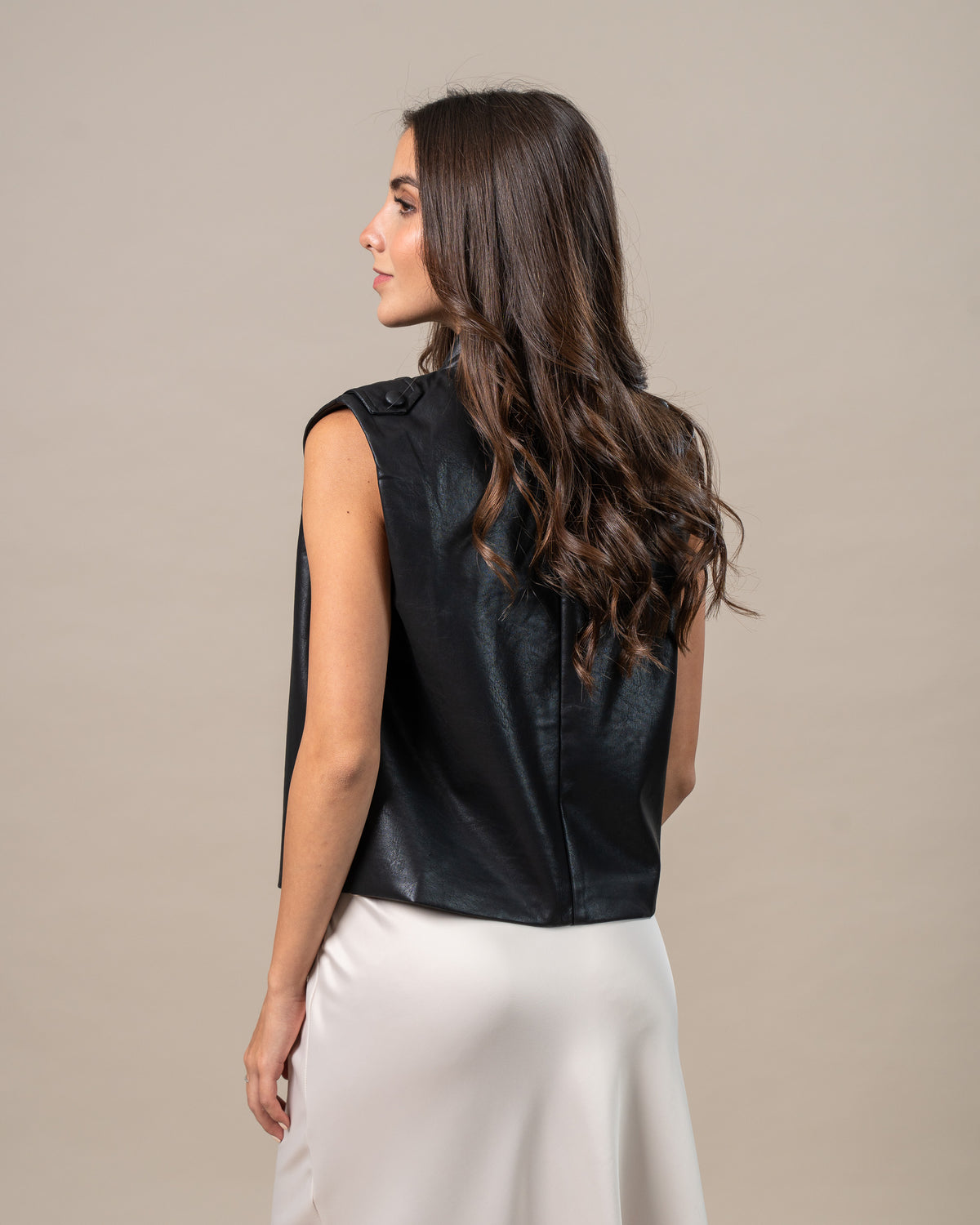 BOXY CROPPED VEST