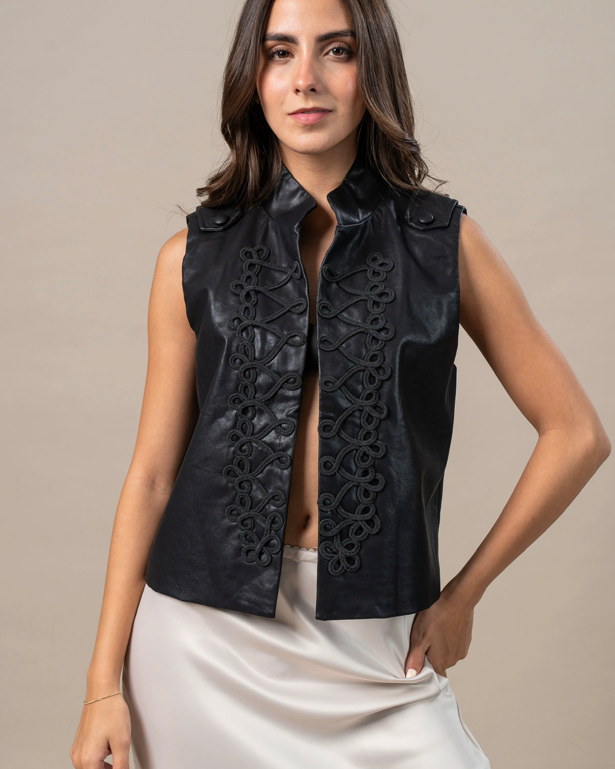BOXY CROPPED VEST