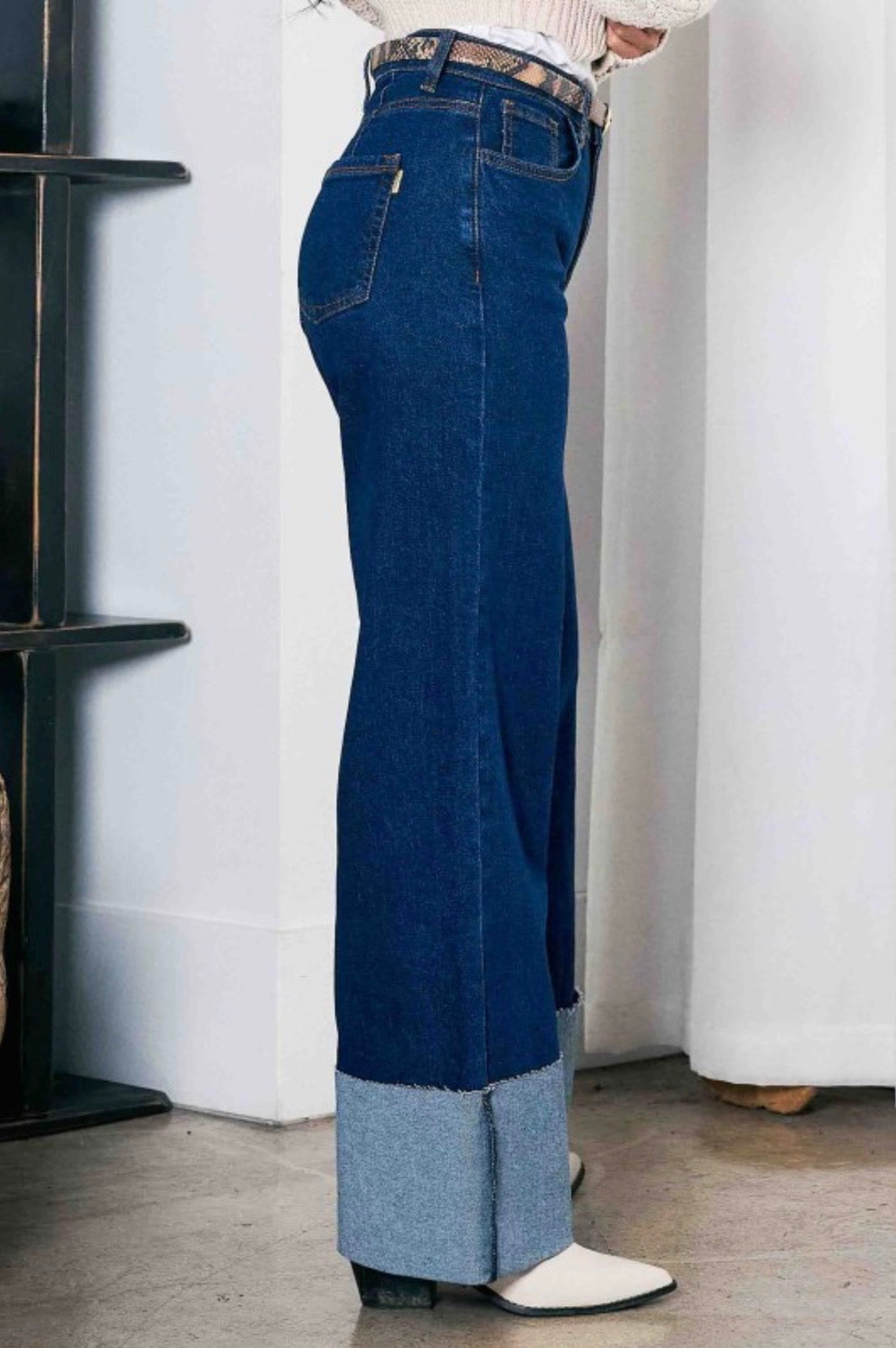VIBRANT WIDE LEG JEANS CON DOBLADILLO