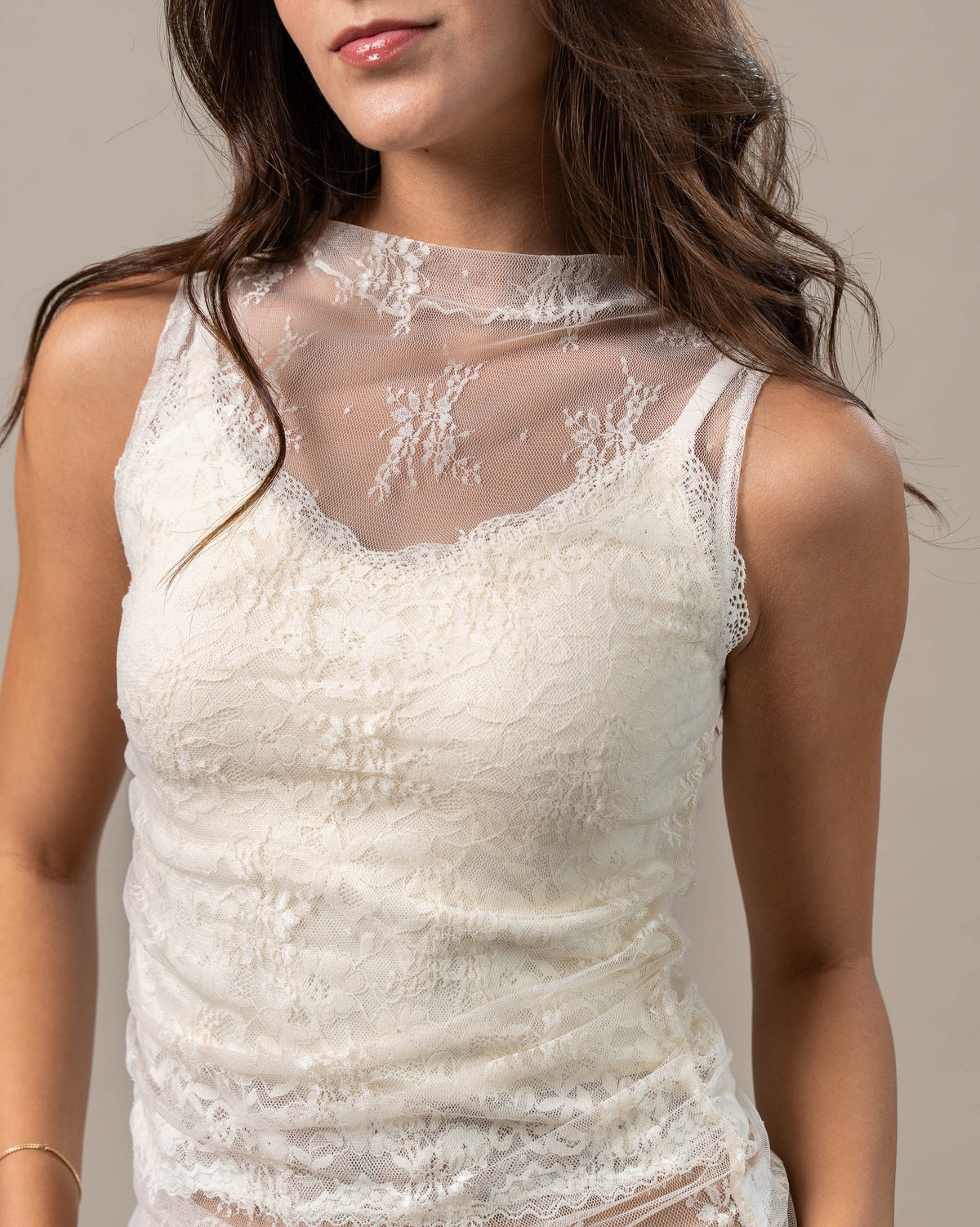 MESH LACE TOP